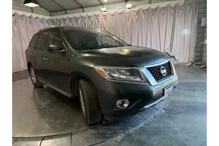 $7999 : Nissan Pathfinder 2015 S 4dr image 3