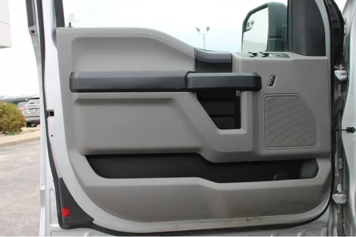 $18490 : 2016 F-150 XL image 10