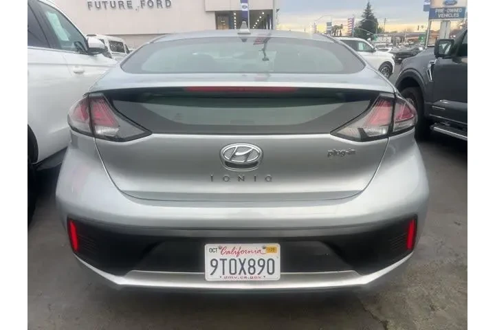 $18988 : Hyundai IONIQ Plug-in Hybrid image 10