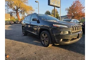 $8900 : 2017 Cherokee Latitude FWD thumbnail