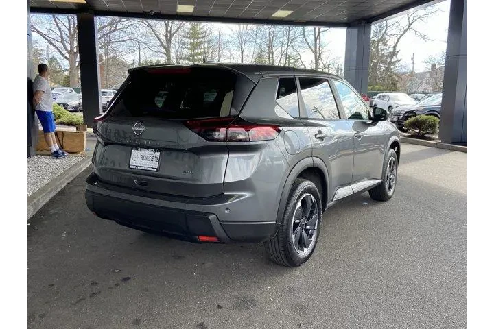 $19444 : Nissan Rogue 2025 AWD SV 4dr image 5
