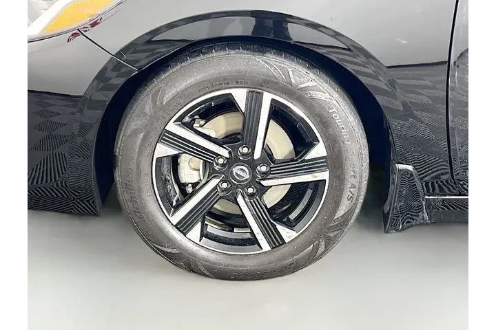 $21975 : Nissan Sentra 2025 SV 4dr Se image 10