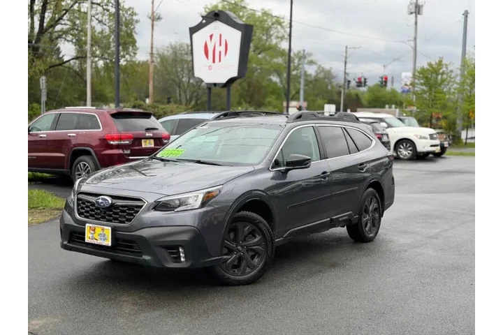 $15995 : 2022 Outback Onyx Edition XT image 3