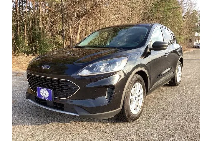 $14850 : Ford Escape 2022 SE 4dr SUV image 3