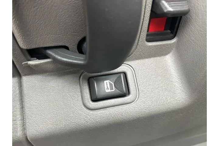 $33900 : GMC Savana 2024 2500 3dr Car image 10