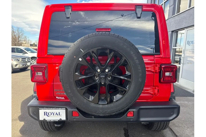 $38495 : 2025 Wrangler 4xe Sahara 4xe image 7
