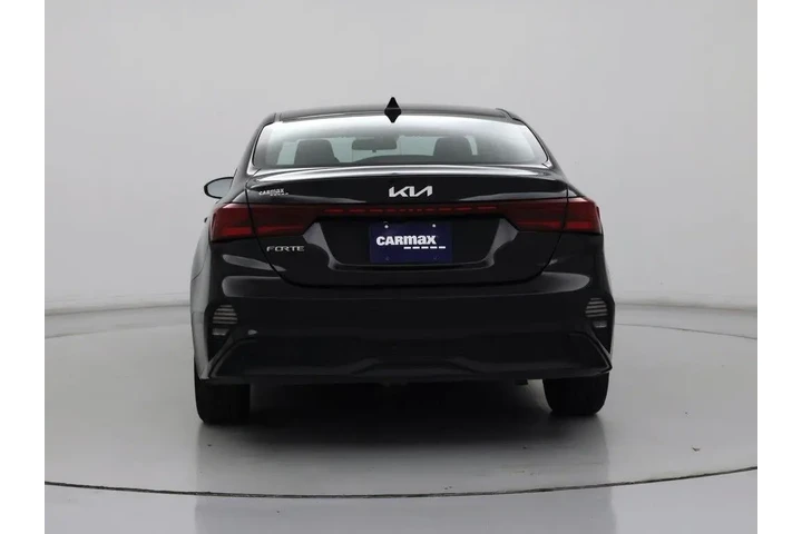 $16998 : Kia Forte 2023 LXS 4dr Sedan image 6