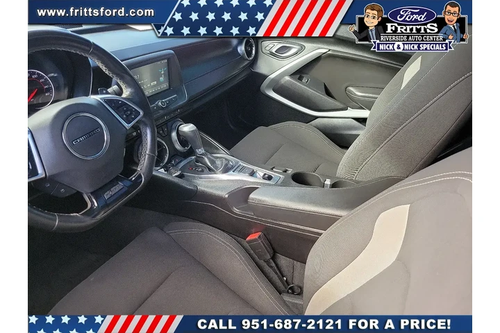$16936 : Chevrolet Camaro 2017 LT 2dr image 4