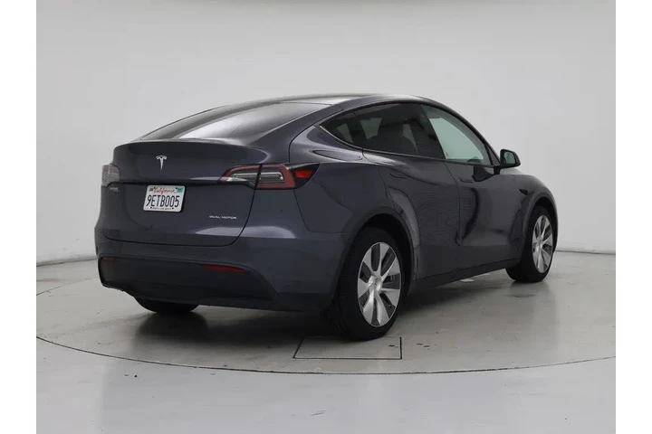$35998 : Tesla Model Y 2023 AWD Long image 8