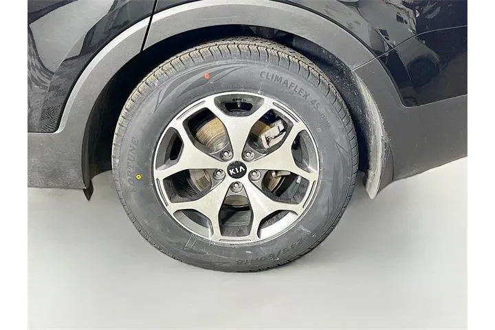 $27975 : Kia Telluride 2021 AWD EX 4d image 10