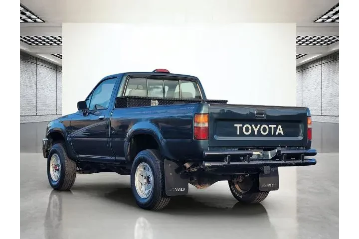 $8988 : Toyota Pickup 1994 2dr DX 4W image 9