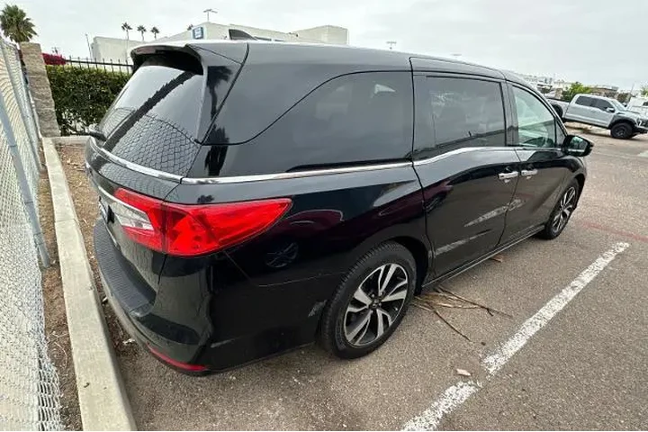 $28995 : Honda Odyssey 2018 Elite 4dr image 2