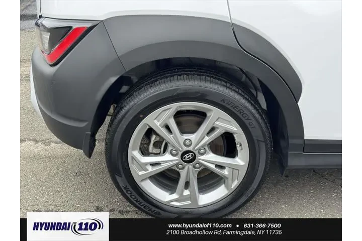 $18995 : Hyundai KONA 2023 AWD SEL 4d image 9