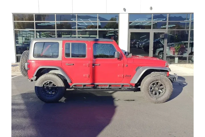 $27180 : Jeep Wrangler Unlimited 2021 image 8