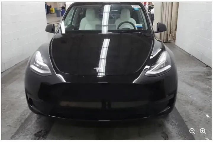 $27499 : 2022 Model Y Long Range image 7