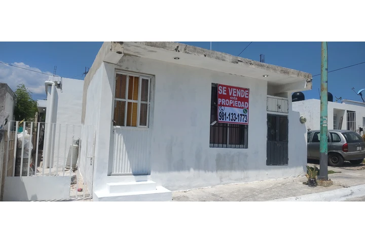 $1490000 : Venta de casa con 4 departamen image 5