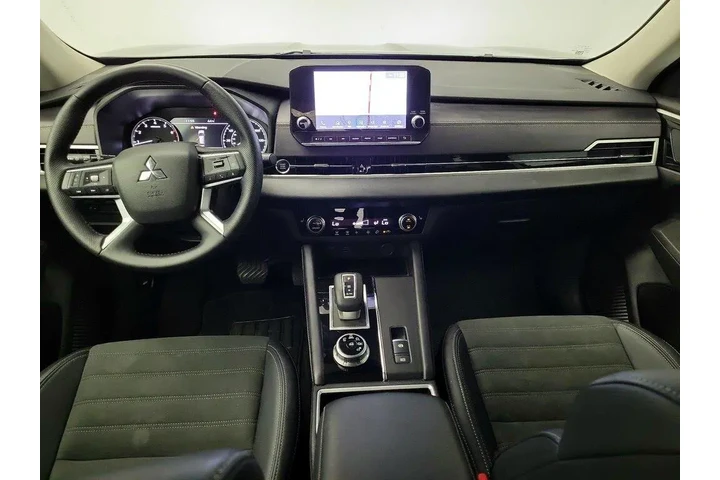$24998 : Mitsubishi Outlander 2024 SE image 9