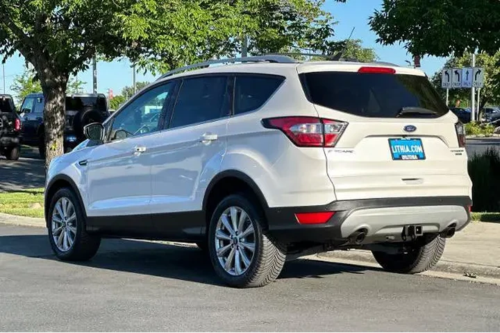 $17995 : Ford Escape 2018 AWD Titaniu image 5