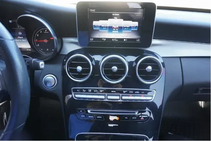 $21288 : Mercedes-Benz C-Class 2018 C image 8