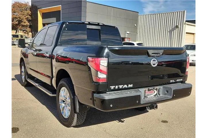$35995 : Nissan Titan 2021 4x4 SL 4dr image 3