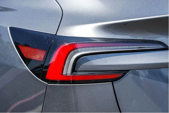 $33991 : Tesla Model 3 2024 4dr Sedan image 8