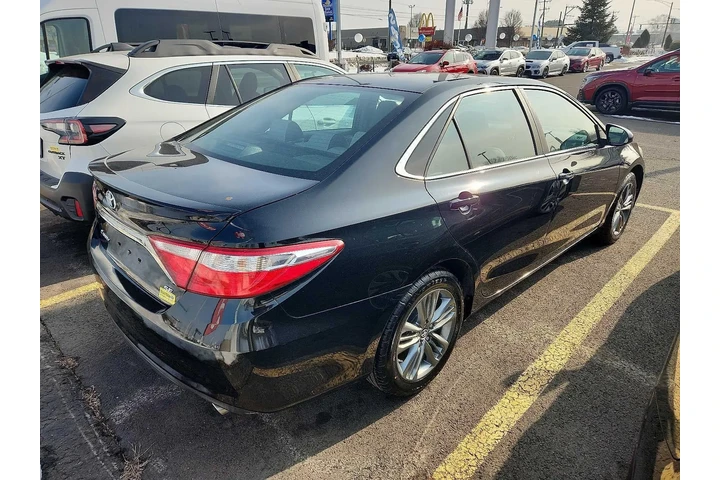 $16299 : Toyota Camry 2017 SE 4dr Sed image 6