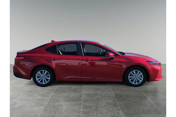 $29400 : Toyota Camry 2025 SE 4dr Sed image 6