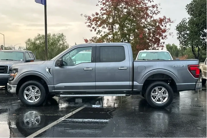 $37000 : Ford F-150 2024 4x4 XLT 4dr image 6