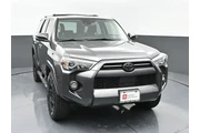 $38495 : Toyota 4Runner 2023 4x2 SR5 thumbnail