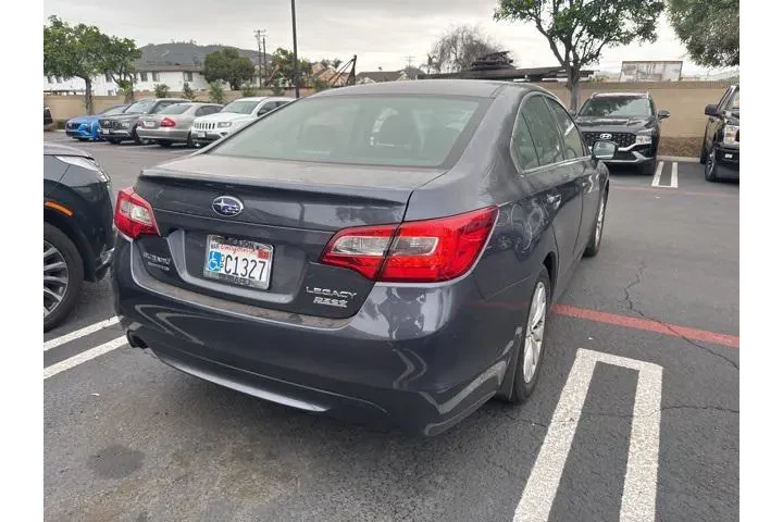 $16995 : Subaru Legacy 2017 AWD 2.5i image 3