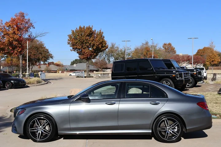 $27998 : 2019 E 450 4MATIC Sedan image 7
