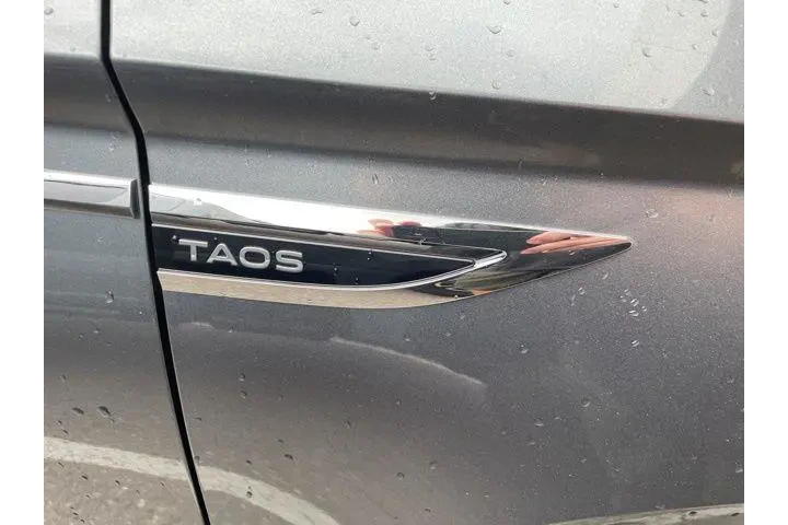 $19432 : Volkswagen Taos 2023 SE 4dr image 6