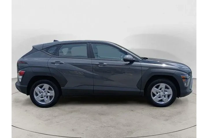 $25388 : Hyundai KONA 2026 SE 4dr SUV image 6