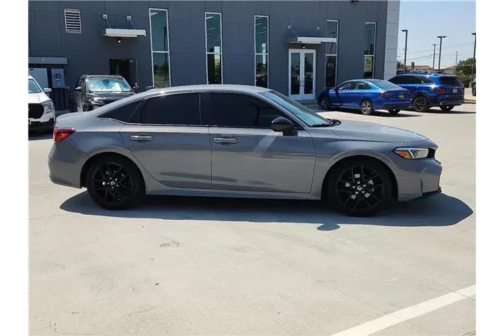 $28055 : Honda Civic 2025 Sport 4dr S image 5