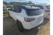 $22611 : Jeep Compass 2025 4x4 Limite thumbnail
