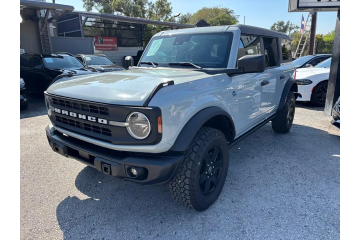 2022 Bronco Black Diamond image 1