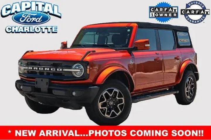 $31999 : Ford Bronco 2022 4x4 Base 4d image 2