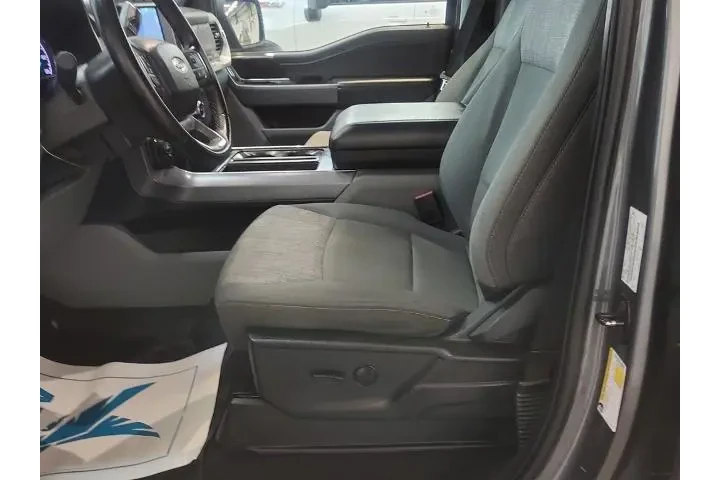 $30200 : Ford F-150 2023 4x4 XLT 4dr image 3