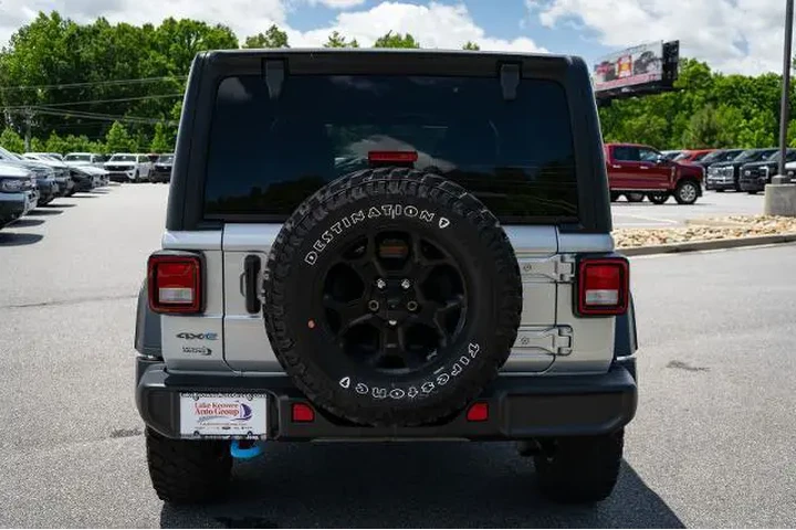 $31874 : Jeep Wrangler 2023 4x4 Willy image 8