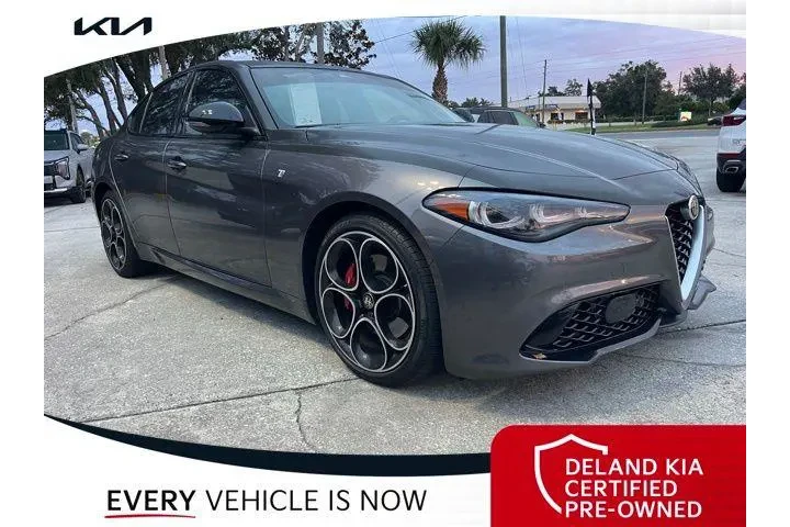 $33800 : Alfa Romeo Giulia 2024 Ti 4d image 6