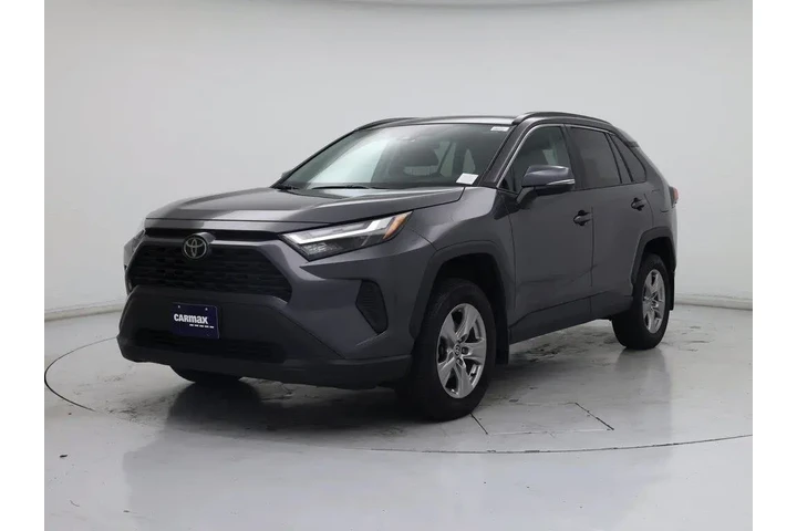 $29998 : Toyota RAV4 2023 AWD XLE 4dr image 4