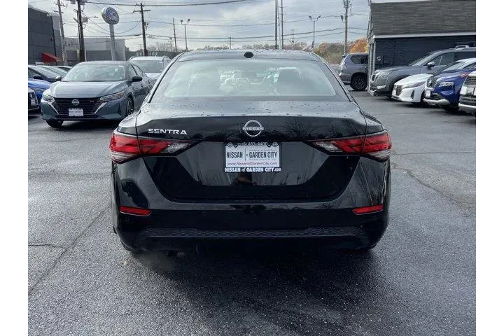 $16724 : Nissan Sentra 2025 SV 4dr Se image 5