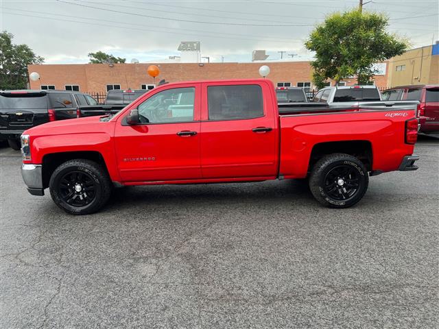 $26288 : 2017 Silverado 1500 LT, LOW M image 2