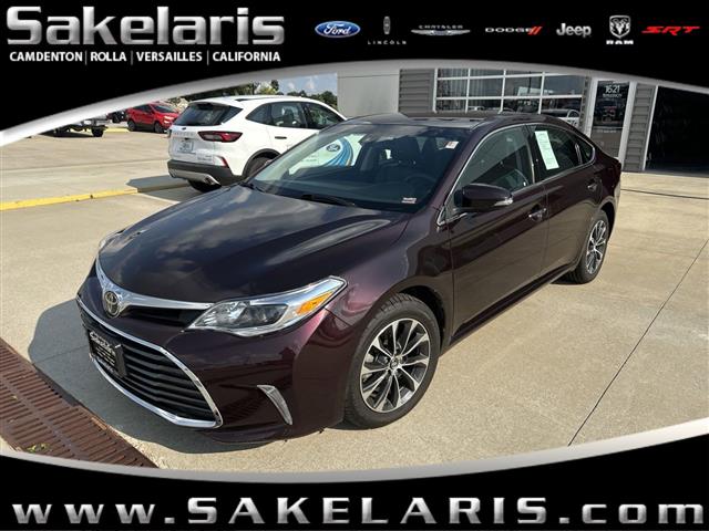 $27570 : 2018 Avalon XLE Premium Sedan image 1