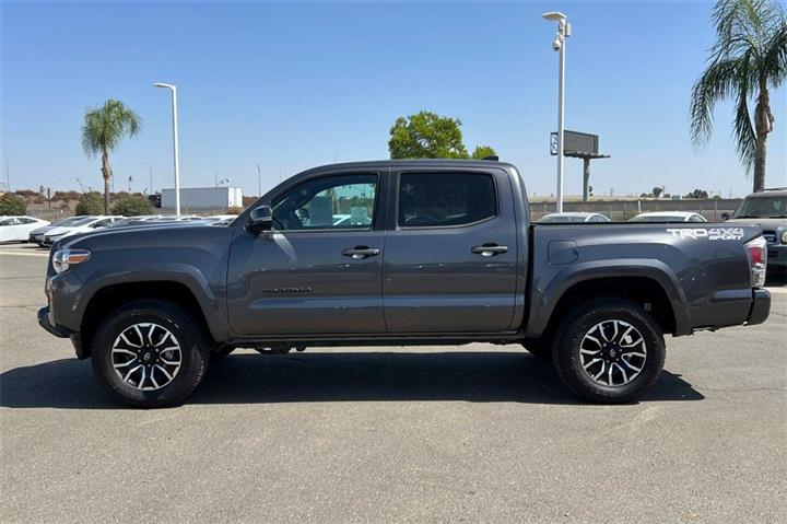 $38940 : Tacoma TRD Sport image 9