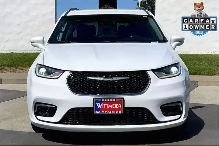 $25985 : Chrysler Pacifica 2022 Touri image 3