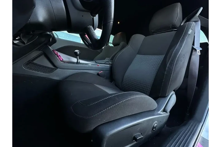 $28995 : Dodge Challenger 2023 R/T 2d image 6