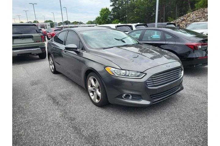 $9327 : Ford Fusion 2016 S 4dr Sedan image 3
