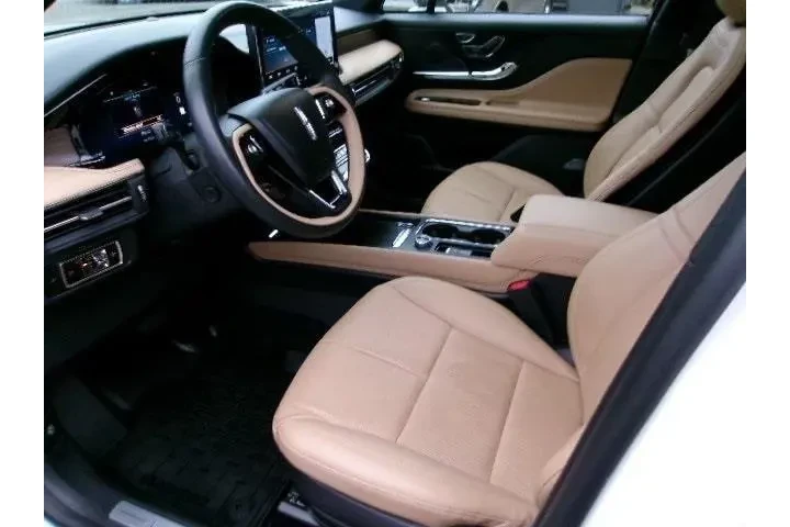 $36818 : Lincoln Corsair 2023 AWD Res image 8