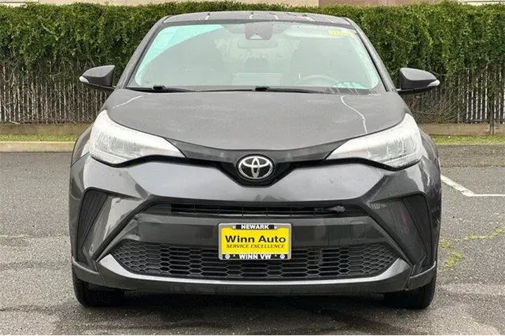 $17994 : Toyota C-HR 2021 LE 4dr Cros image 6